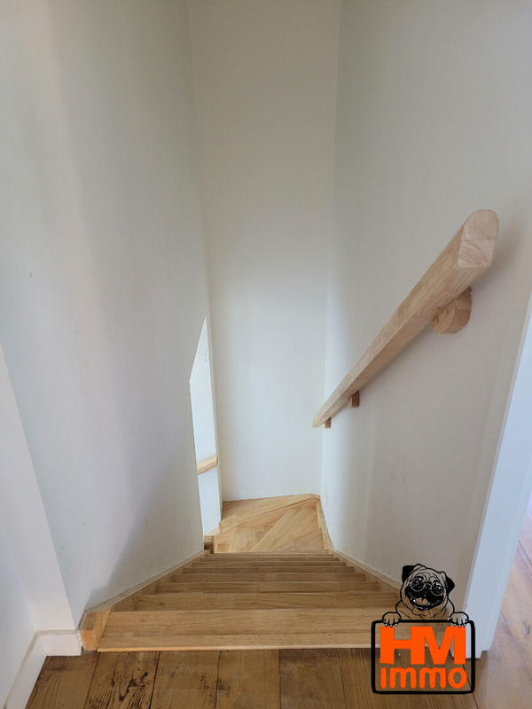 Maison - 121 m² - 6 pièces