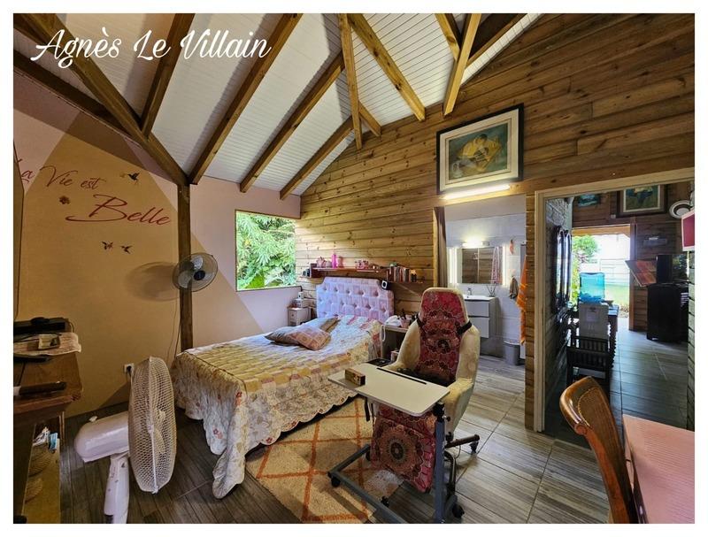 Propriété - 112 m² - 6 pièces