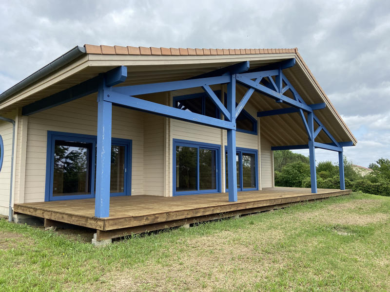 Maison - 371 m² - 15 pièces