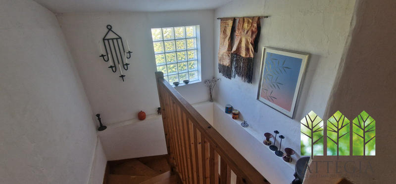 Maison - 180 m² - 6 pièces