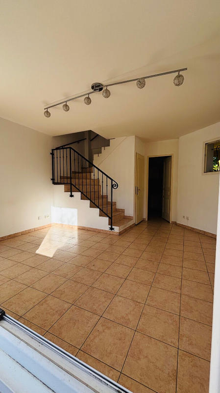 Maison - 60 m² - 3 pièces