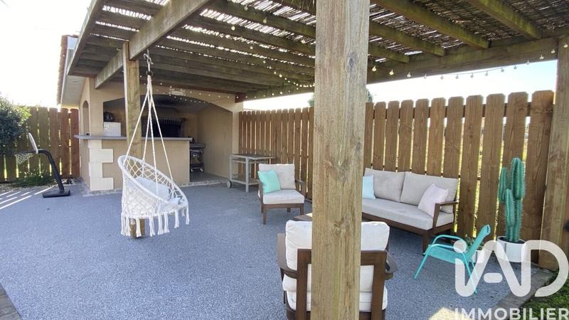 Maison - 240 m² - 11 pièces