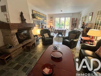 Maison - 185 m² - 7 pièces