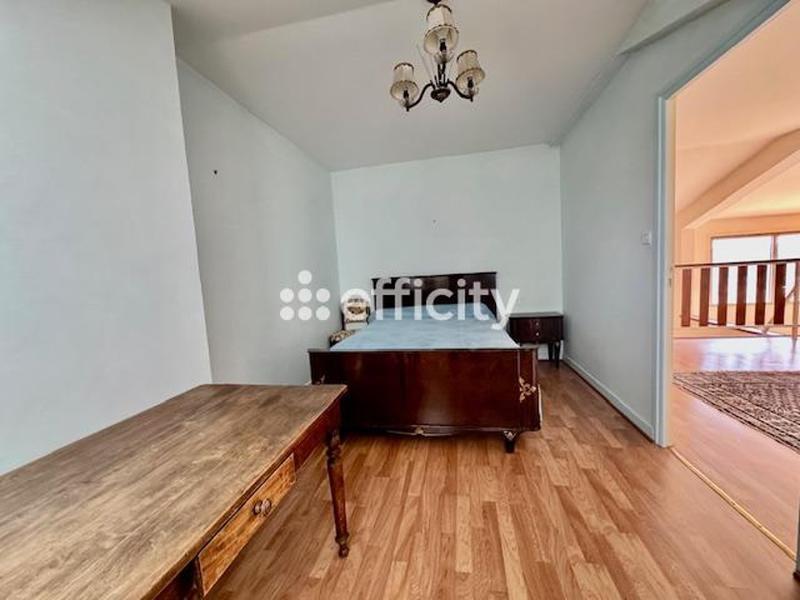 Appartement - 155 m² - 7 pièces