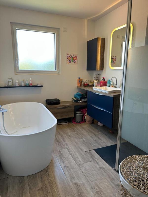 Maison - 144 m² - 6 pièces