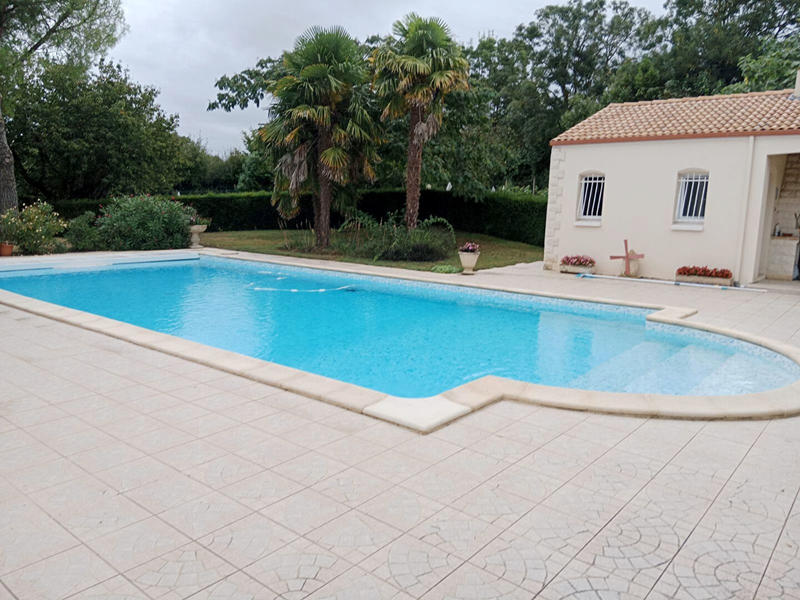 Maison - 192 m² - 7 pièces