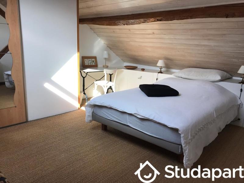 Chambre - 9 m² - 1 pièce