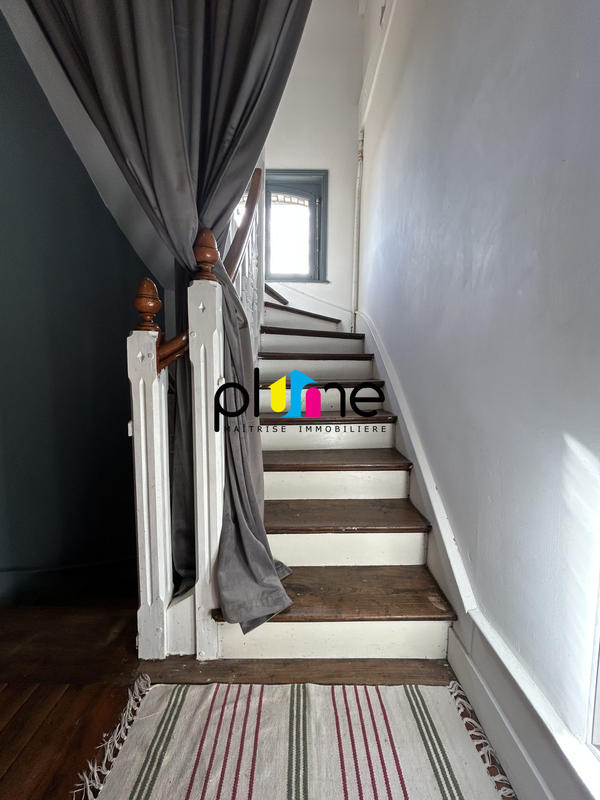 Maison - 176 m² - 6 pièces