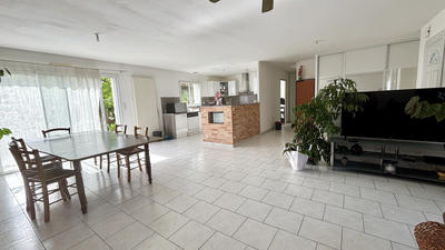 Maison - 131 m² - 7 pièces