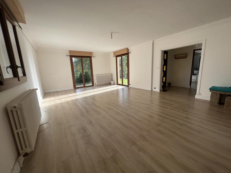 Maison - 179 m² - 7 pièces