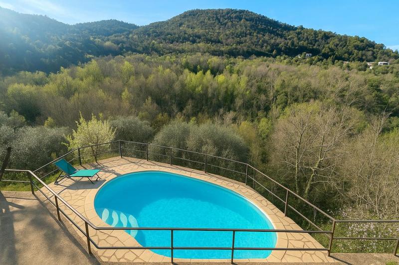 Villa - 140 m² - 6 pièces