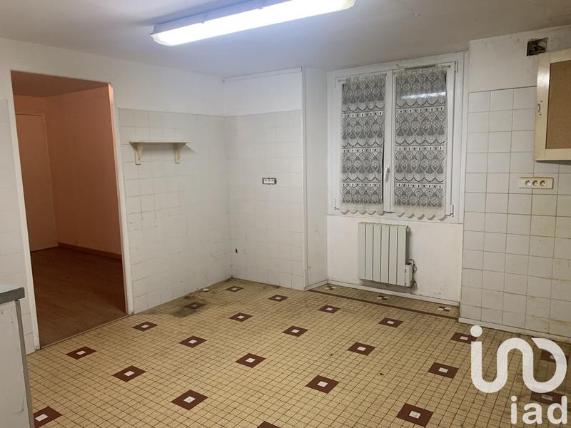 Maison - 228 m² - 8 pièces