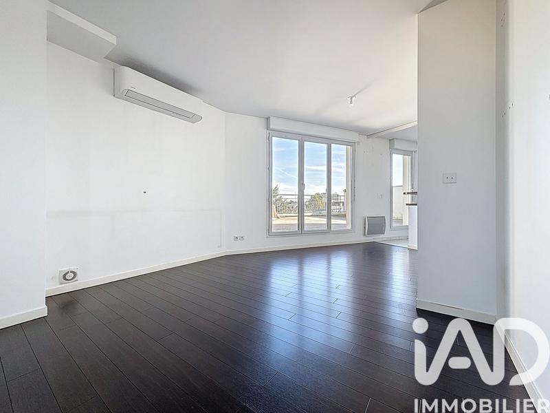 Appartement - 111 m² - 6 pièces