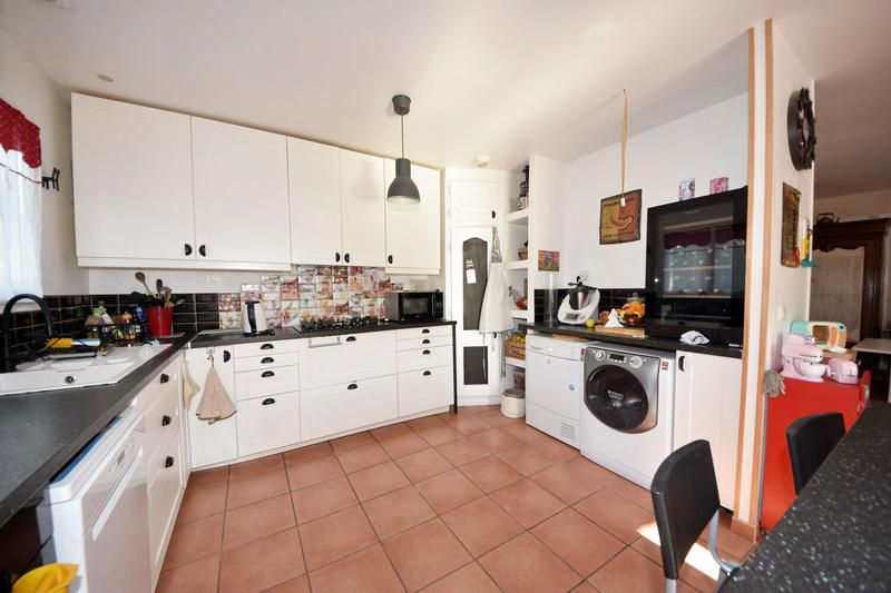 Maison - 161 m² - 7 pièces