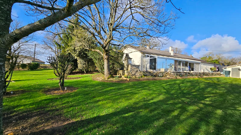 Maison - 102 m² - 5 pièces