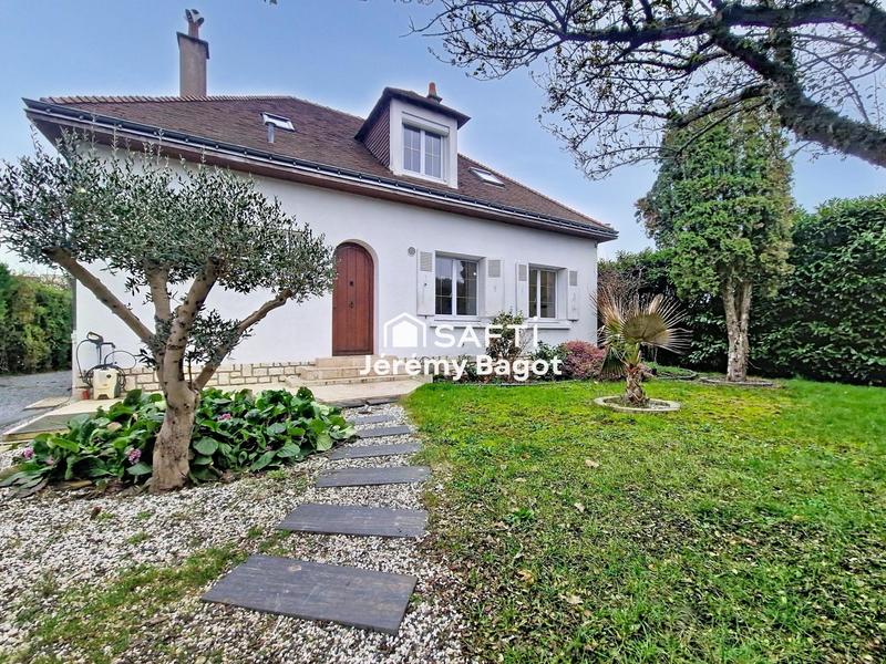 Maison - 135 m² - 6 pièces