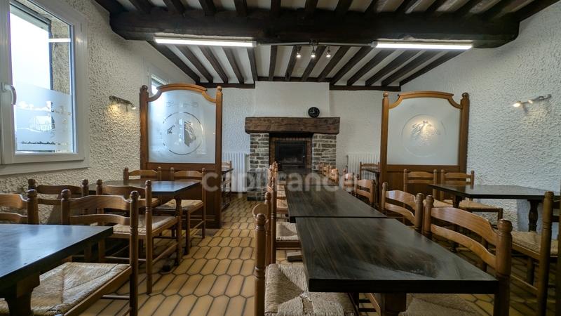 Fonds de commerce - 220 m²