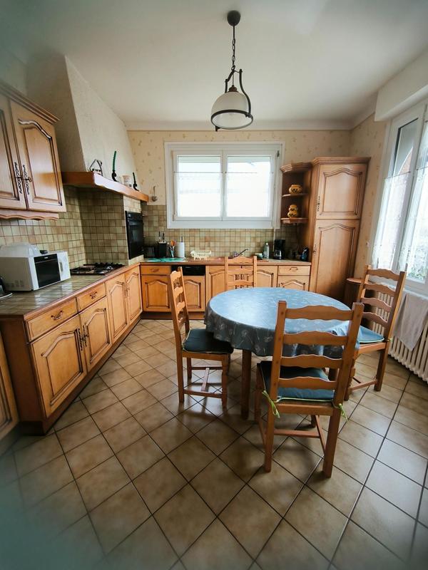 Maison - 104 m² - 6 pièces