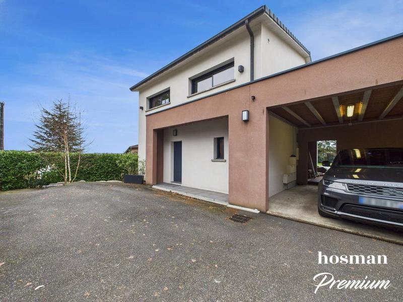 Maison - 165 m² - 6 pièces