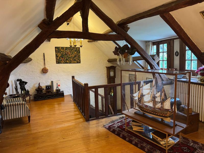 Maison ancienne - 303 m² - 8 pièces