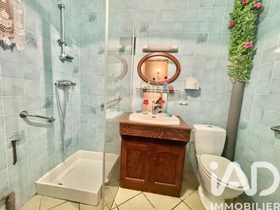 Maison - 192 m² - 7 pièces