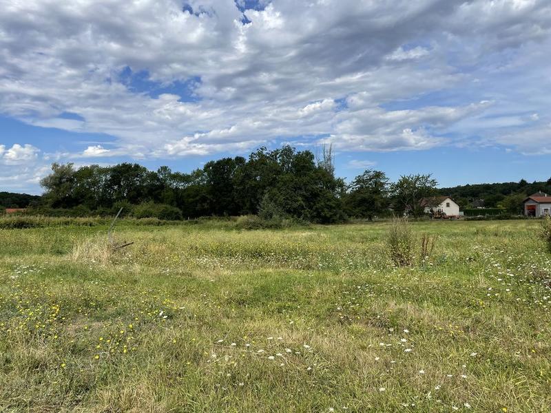 Terrain constructible - 1 485 m²