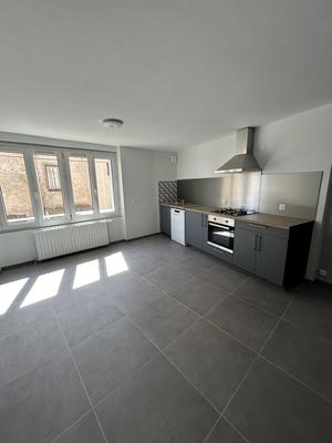 Maison - 76 m² - 4 pièces