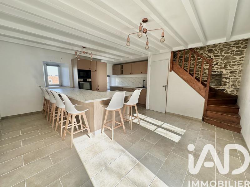 Maison - 88 m² - 4 pièces