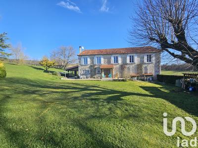 Maison de campagne - 292 m² - 5 pièces