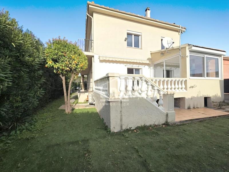 Maison - 190 m² - 6 pièces