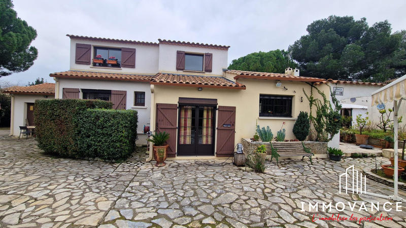 Maison - 176 m² - 7 pièces