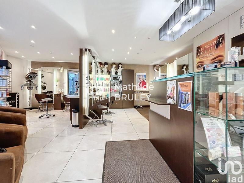 Local commercial - 162 m²