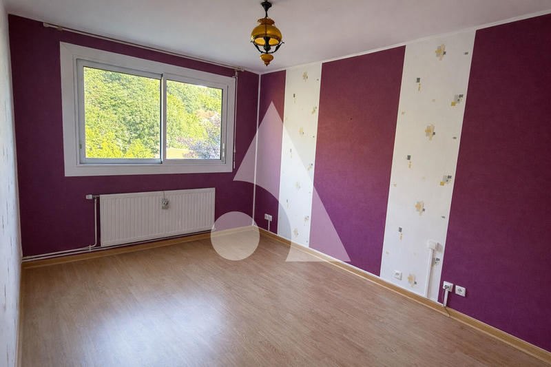 Appartement - 90 m² - 4 pièces