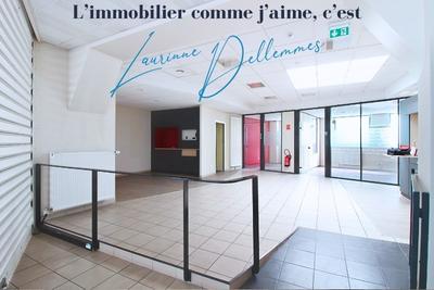 Local commercial - 215 m² - 1 pièce