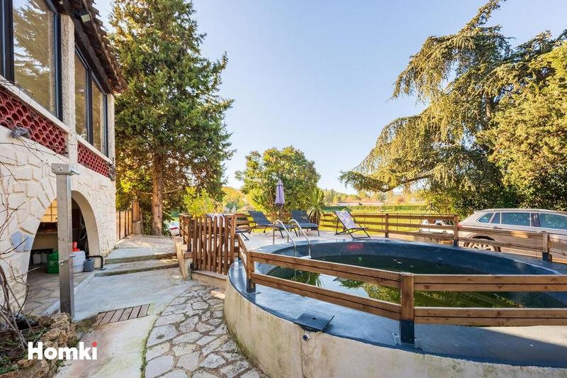 Maison - 200 m² - 5 pièces