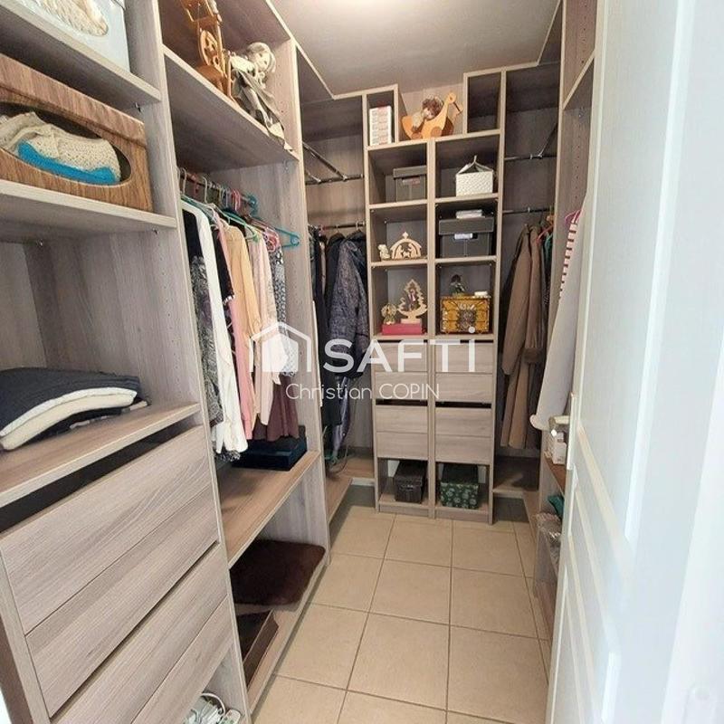 Appartement - 95 m² - 3 pièces