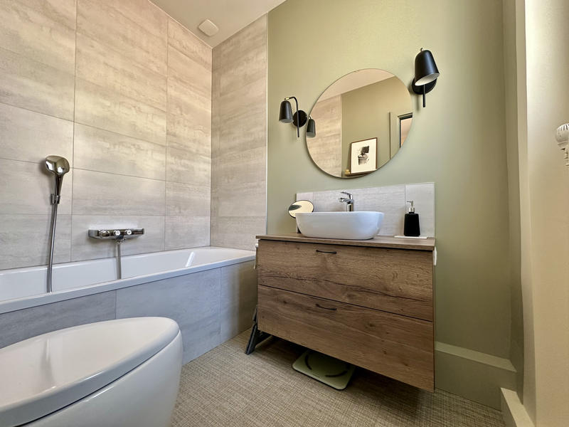 Appartement - 123 m² - 6 pièces