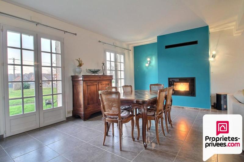 Maison - 210 m² - 8 pièces