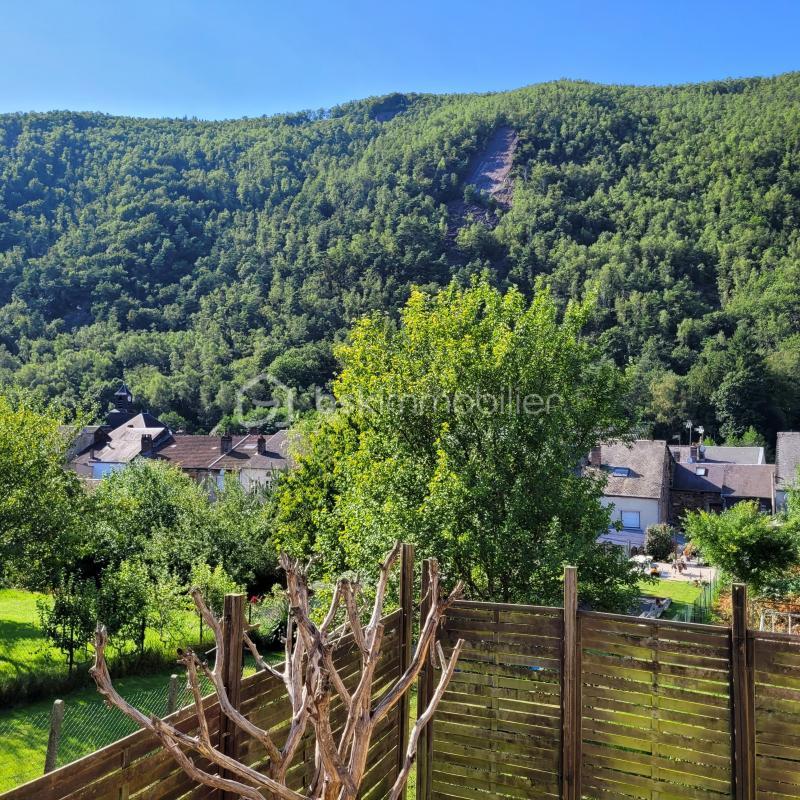 Maison - 122 m² - 5 pièces