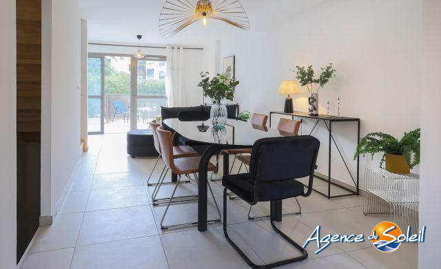 Villa - 90 m² - 4 pièces