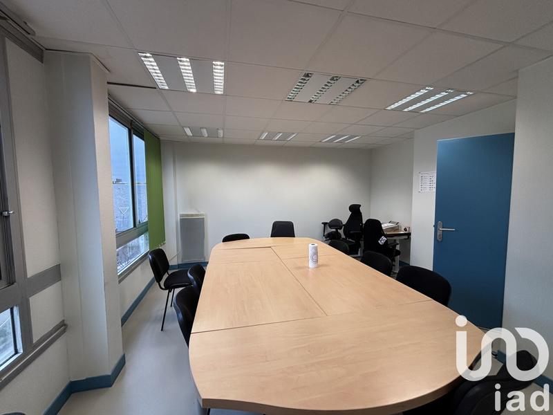 Immeuble - 1 374 m²