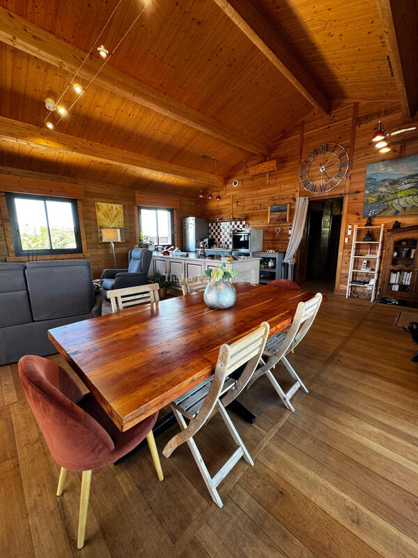 Maison - 149 m² - 5 pièces