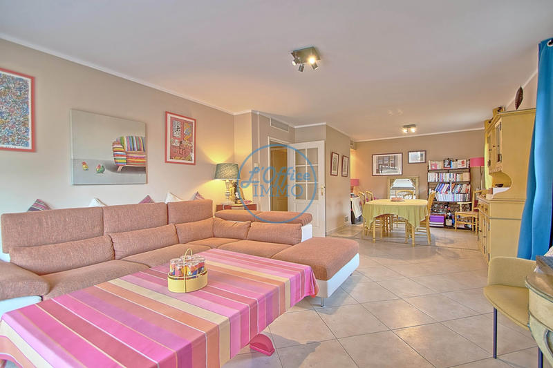 Appartement - 85 m² - 4 pièces