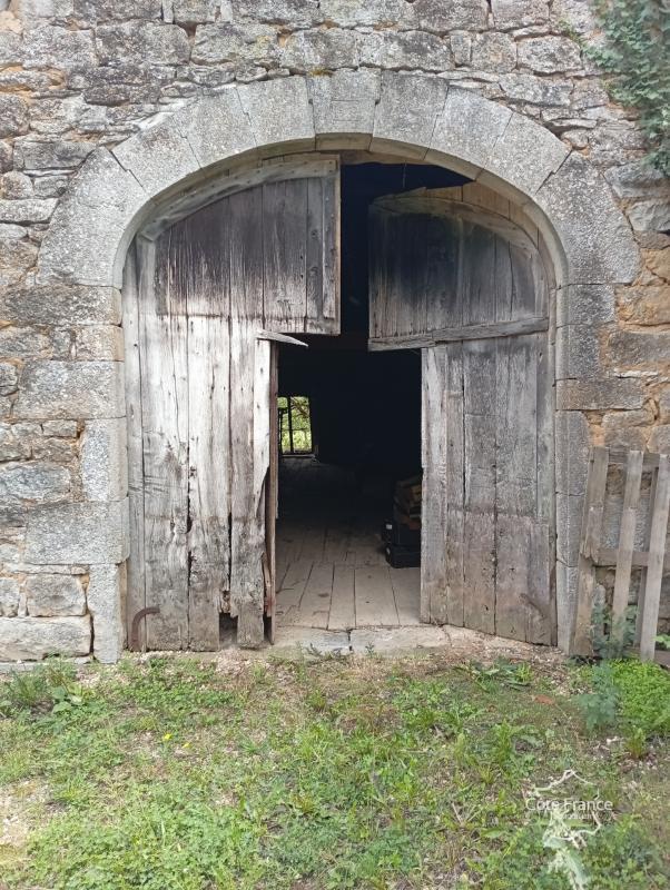 Corps de ferme - 270 m² - 9 pièces