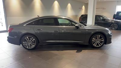 Audi A6 50 TFSIe 299 ch s tronic 7 Quattro s line