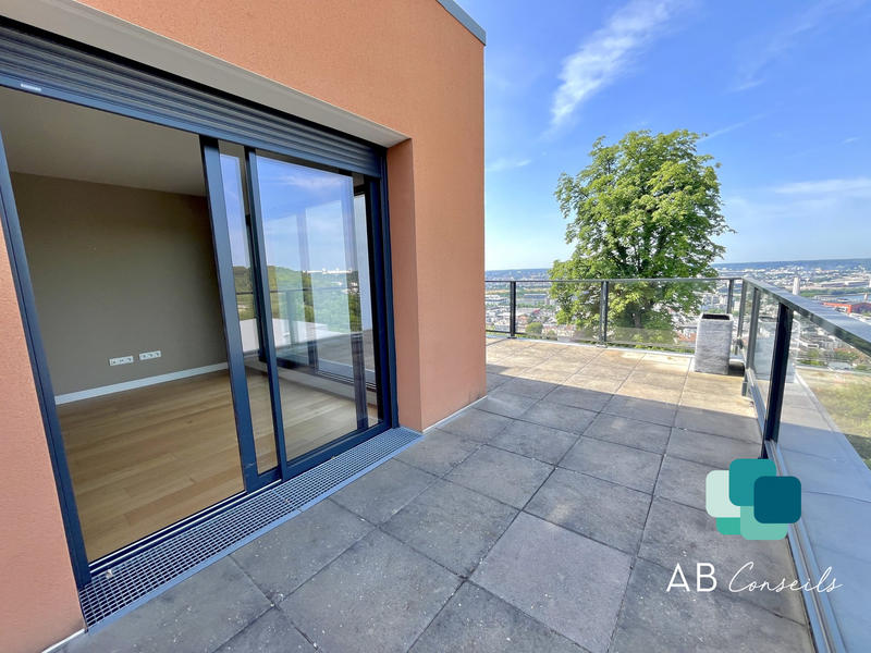 Appartement - 79 m² - 3 pièces