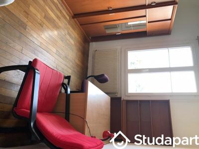 Chambre - 15 m² - 1 pièce