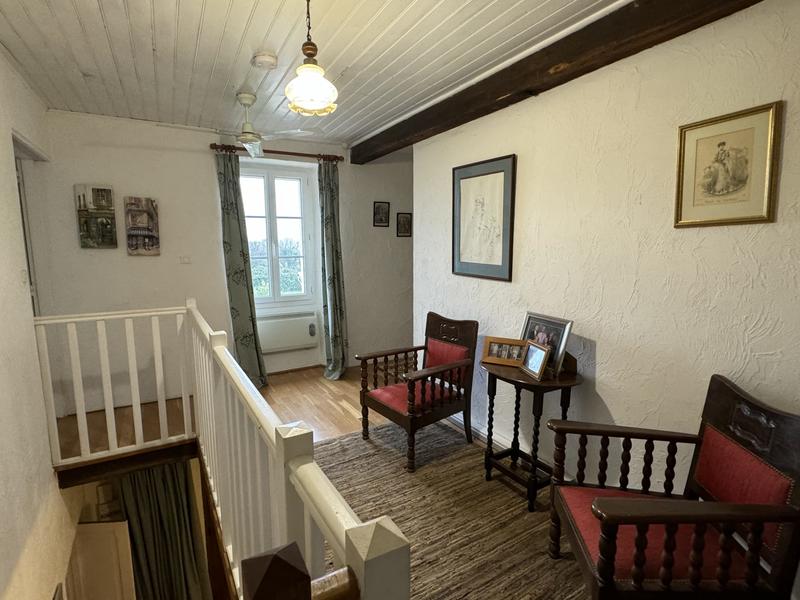 Maison ancienne - 200 m² - 6 pièces