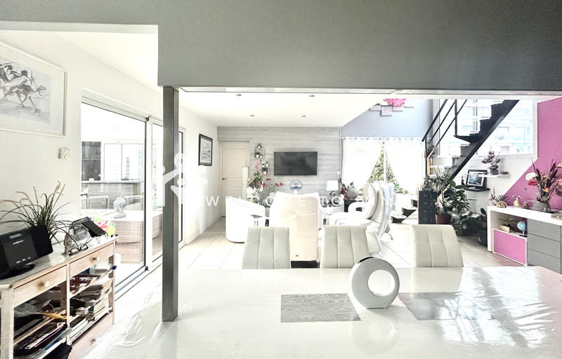 Maison - 102 m² - 4 pièces