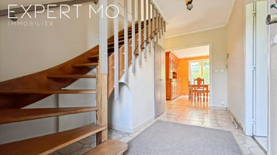 Maison - 131 m² - 8 pièces